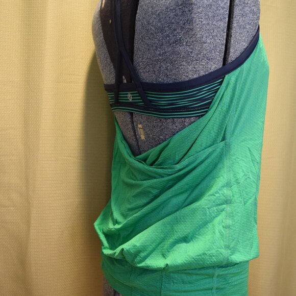 Lululemon Womens Size 6-8 Tank Top Loose Open Back Criss Cross Sports Bra EUC! - Picture 2 of 10